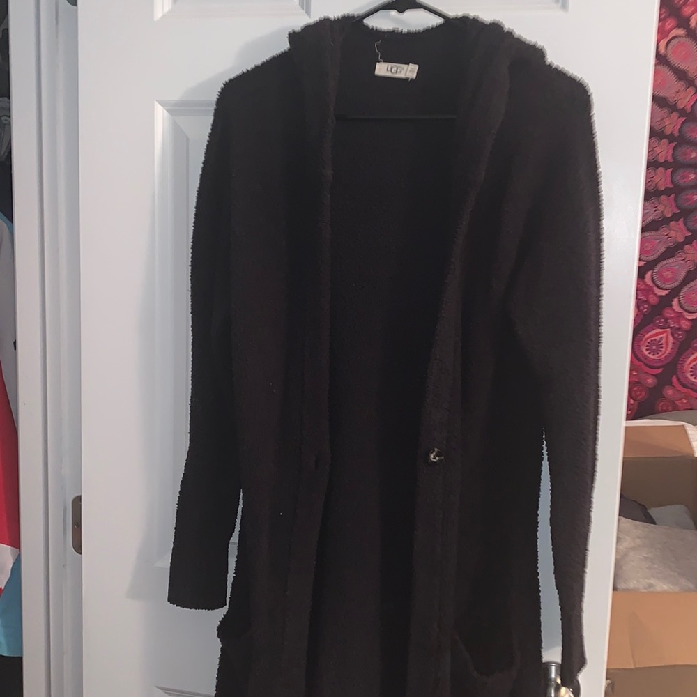 Extra long sweater; long sleeve; black